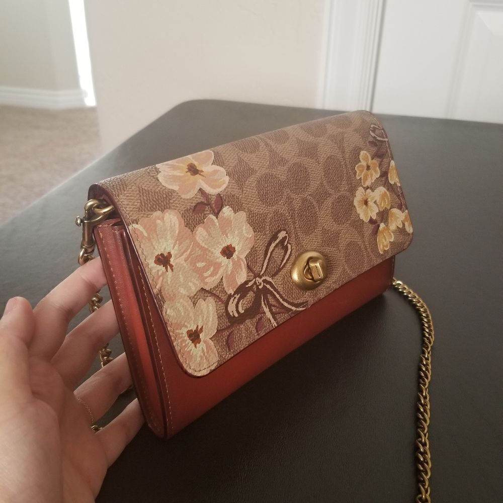 Coach Crossbody Bag  - Picture 3 of 10